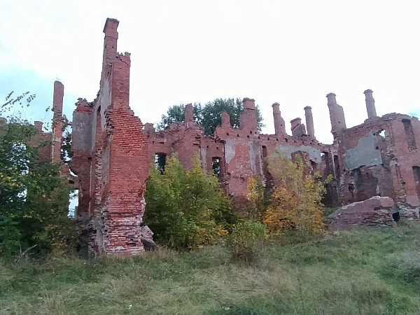 Руины больницы