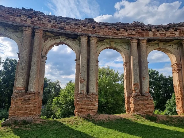 Дворец в Ружанах