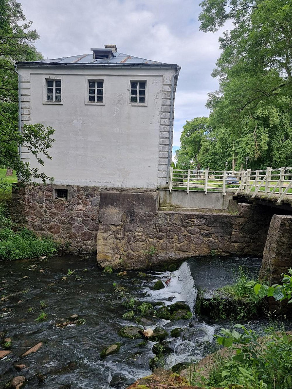 Водяная мельница