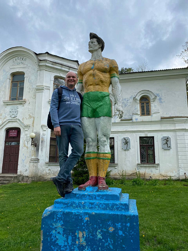 Флигель