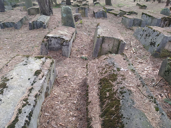 Еврейское кладбище