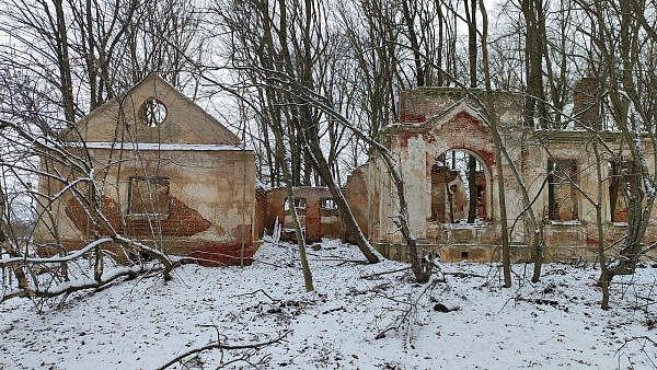 Руины усадьбы