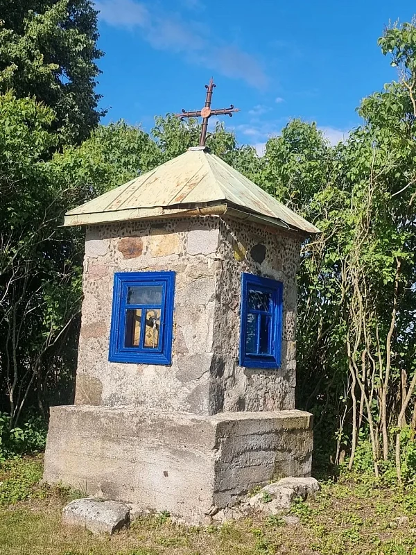 Часовня придорожная