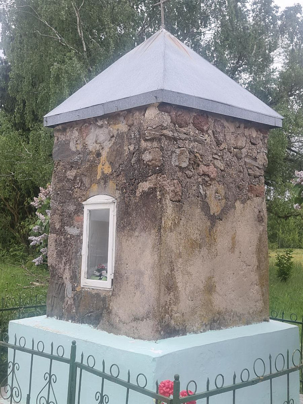 Часовня придорожная