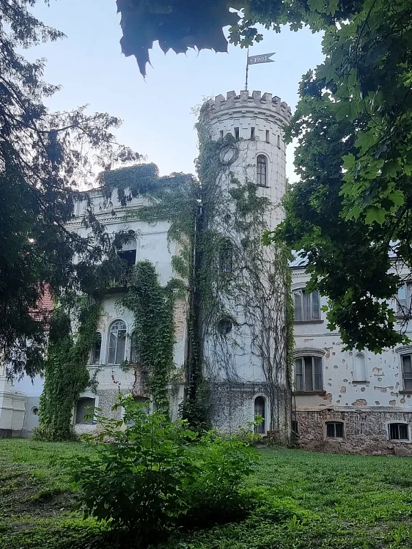 Усадьба Сегеней