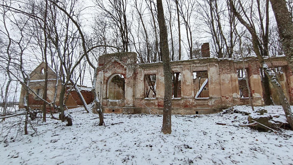 Руины усадьбы