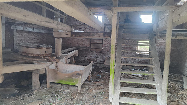 Руины мельницы
